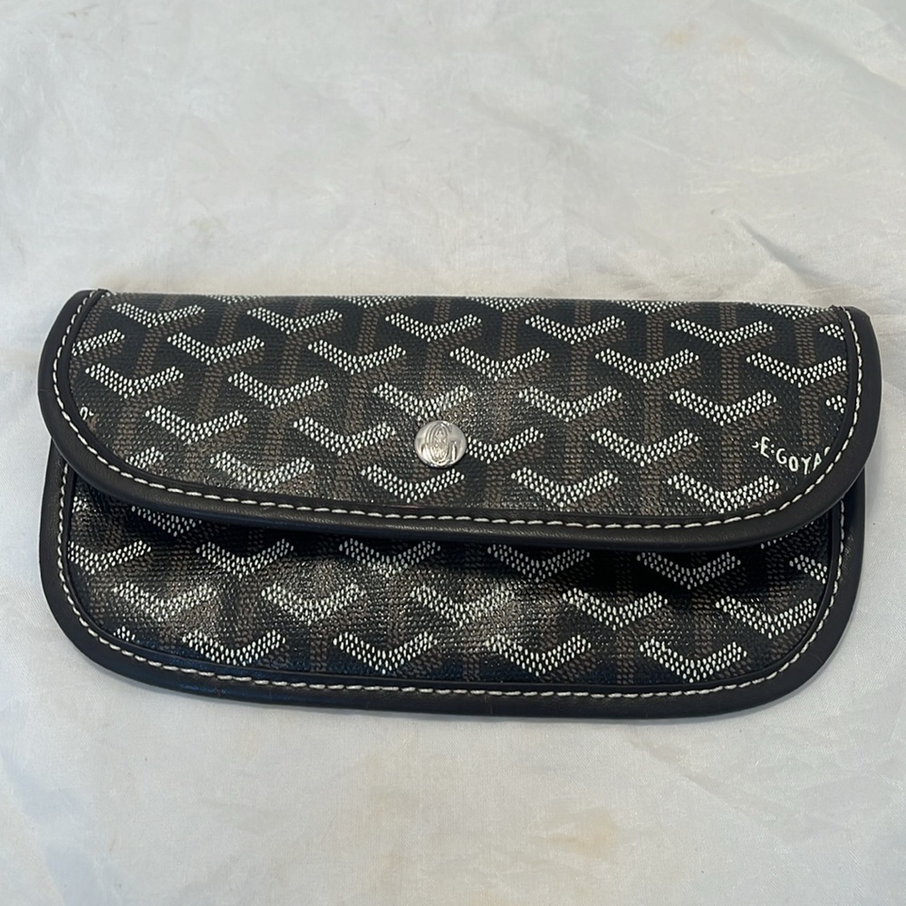 Goyard Pouch